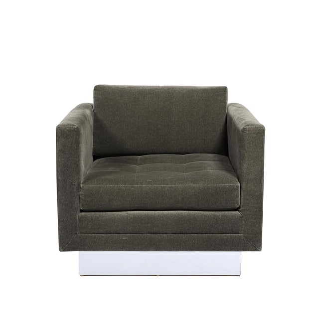 Pair of Mid-Century Biscuit Tufted Cube Chairs W/ Chrome Wrapped Base in Mohair For Sale - Image 4 of 10