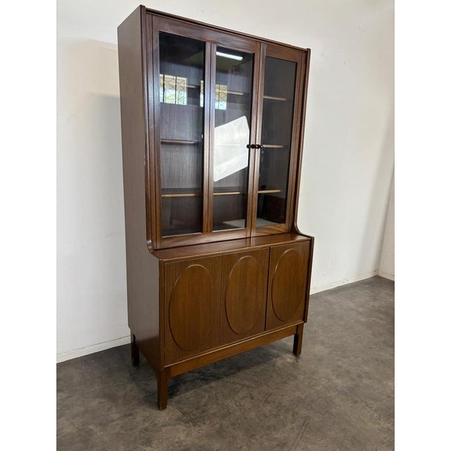 Vintage Mahogany Bookcase by Jacques Auville, in Very Good conditions.