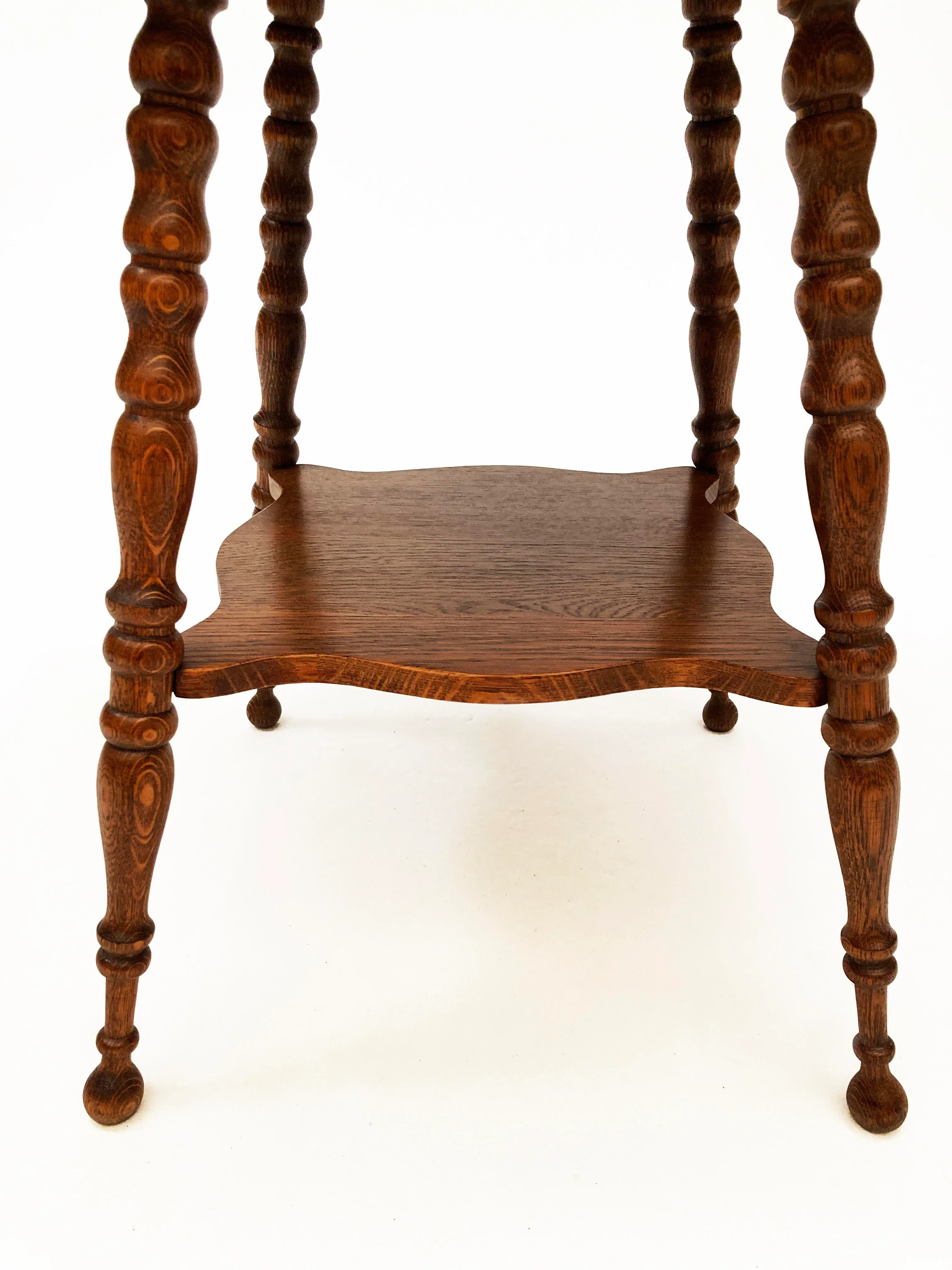 americana-1920-large-tiger-oak