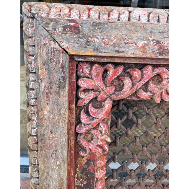 Traditional 1920s Rajasthani Jali Window Screen For Sale - Image 3 of 7