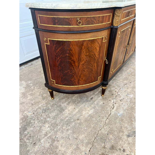 French 19th Century Louis XVI Carrara Marble Top Flame Mahogany Sideboard For Sale - Image 6 of 12