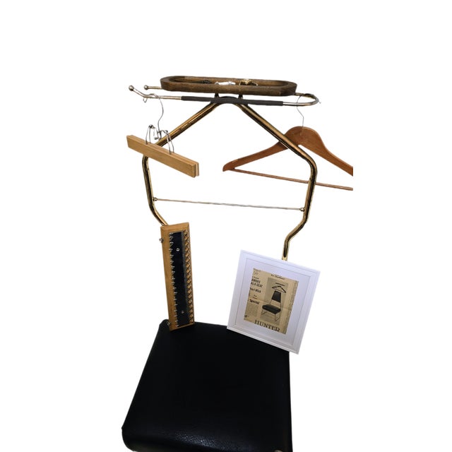 This classic MCM Pearl Wick "Val-O-Seat chair comes with a few sweet surprises in a 3 piece bundle. 3- piece Collections...