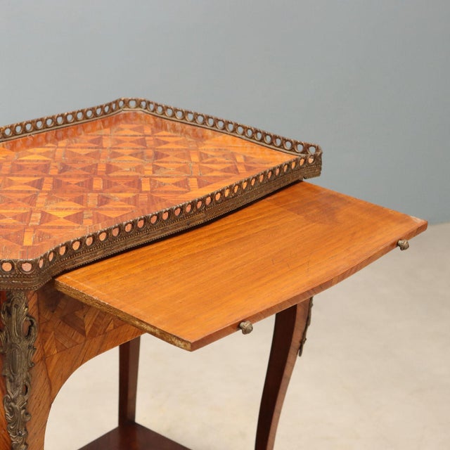 Napoleon III Italian Table in Bois De Rose, 1800s For Sale - Image 3 of 10