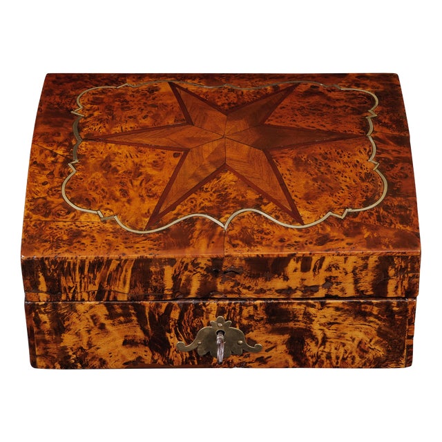 Baroque Casket in Birch Burl and Walnut, 1760s For Sale