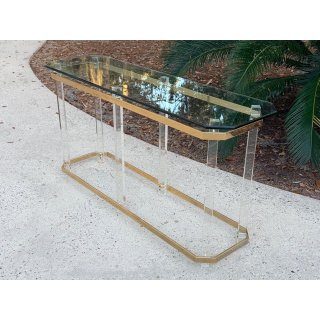 Charles Hollis Jones Hollywood Regency Console Table Lucite Pillars Brass Frame in the Manner of Charles Hollis Jones For Sale - Image 4 of 17