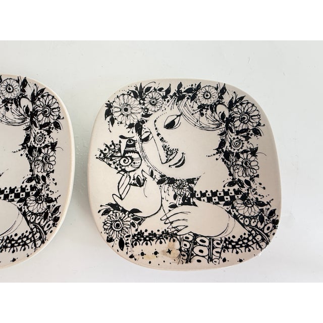 Poetic Ceramic Decoration Series Small Plate by Björn Wiinblad for Rosenthal Studio Line, Germany, 1979, Set of 2 For Sale - Image 3 of 4