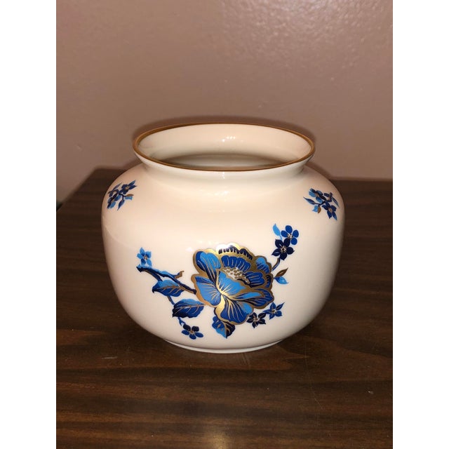 Vintage Lenox "Pagoda" Blue & Gold Porcelain Vases & Bowl - Set of 3 For Sale - Image 18 of 18