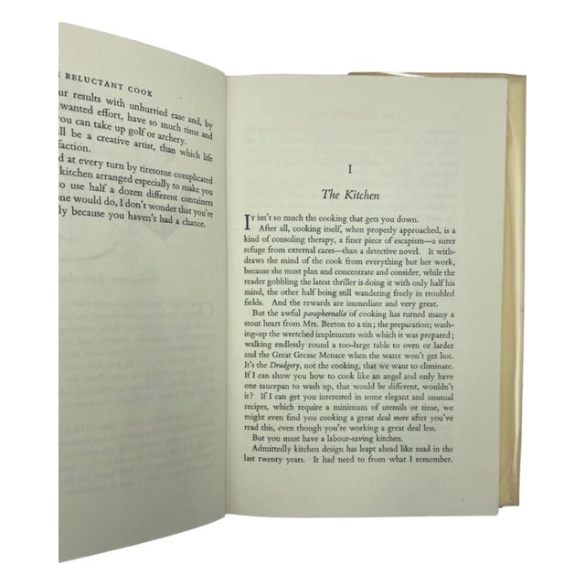 Tan The Reluctant Cook by Ethelind Fearon 1957 Hardcover Book For Sale - Image 8 of 12