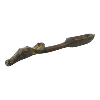 Early 20th Century Dan Figural Wunkirile Spoon with Buffalo Côte d'Ivoire For Sale