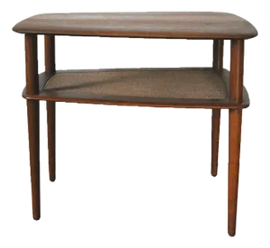 Modern Danish Lamp Table in Teak by Hvidt & Mølgaard for France & Søn / France & Daverkosen, Denmark, 1950s