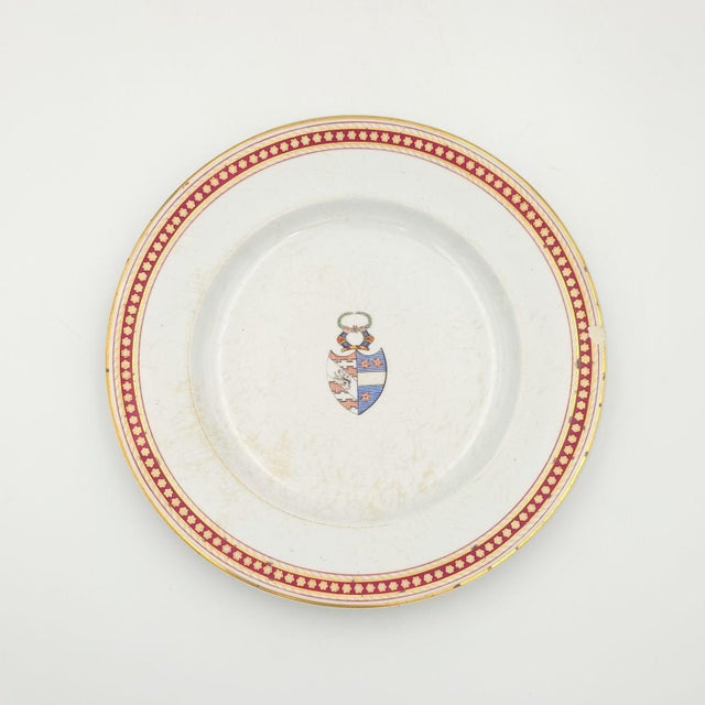 White Set of Twelve Armorial Dinner Plates, England Circa 1860 For Sale - Image 8 of 8