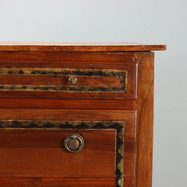 19th Century Italian Walnut Chest of Drawers, Italy, 1800s For Sale - Image 5 of 10