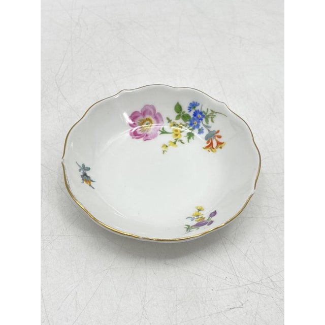 * a mocha / espresso set * in two parts * consisting of cup (68/35) and saucer (132/88) * Manufacturer: Meissen porcelain...