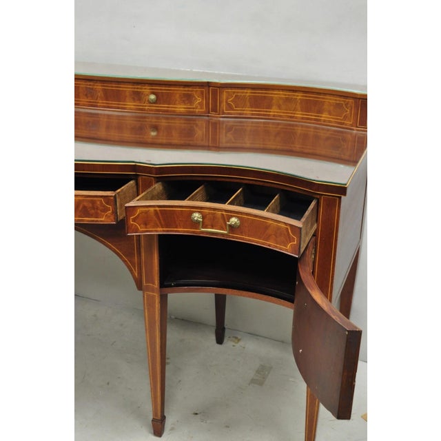 Vintage Hepplewhite Sheraton Mahogany Serpentine Buffet Sideboard Attr. Baker For Sale - Image 13 of 18