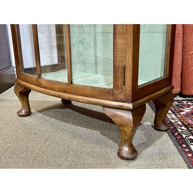 English Walnut Display Cabinet, 1950s For Sale - Image 6 of 18