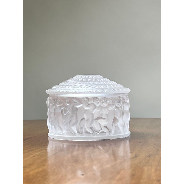 French Vintage Lalique Crystal Enfants Box For Sale - Image 3 of 9