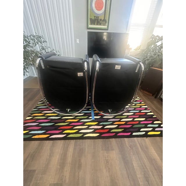 Navy Blue Pair of Vintage Leolux "Dino" Postmodern Leather Lounge Chairs - Sled Base For Sale - Image 8 of 10
