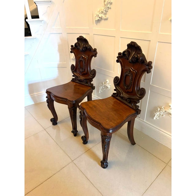19th Century Antique Victorian Carved Mahogany Hall Chairs, 1850s, Set of 2 For Sale - Image 5 of 18