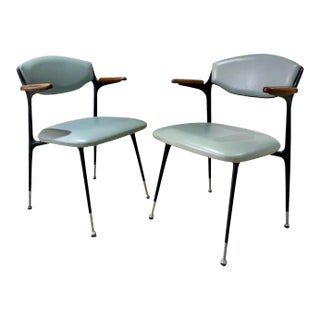 1960s Pair of Mid Century Shelby Williams Attrb Gazelle Armchairs For Sale