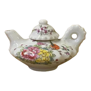 Chinese White Porcelain Flower Bird Graphic Teapot Shape Display