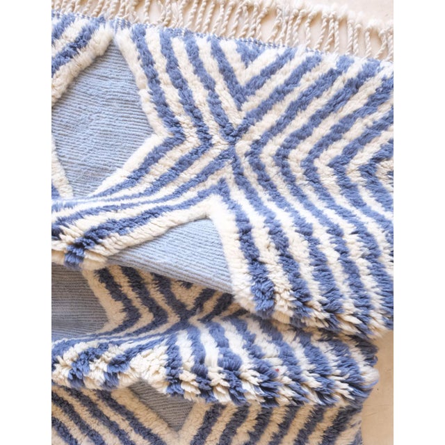 Mid-Century Modern Blue Contemporary Wool Rug - 10 X 6.8 Ft For Sale - Image 3 of 8