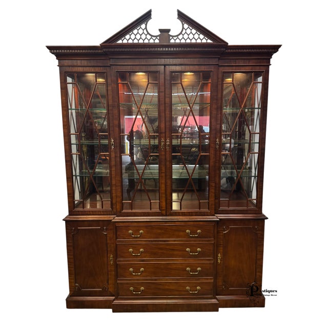 Vintage Century Chippendale Style Mahogany China / Display Cabinet For Sale - Image 10 of 10