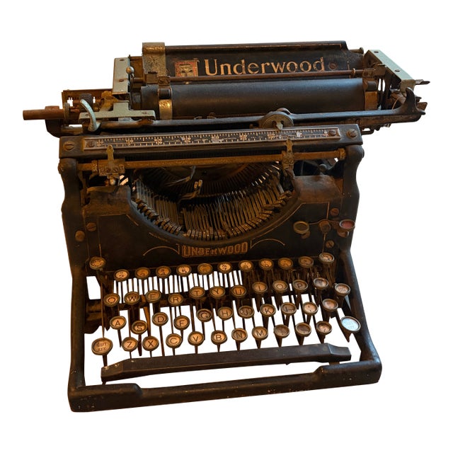 Antique 1926 Typewriter by Underwood Model 5-Serial No. 1926420-5 For Sale