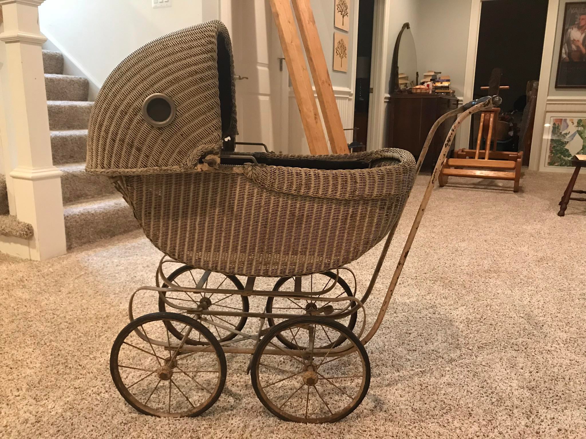 1920s baby carriage
