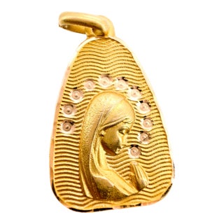 Vintage French Religious 18k Virgin Mary Pendant For Sale