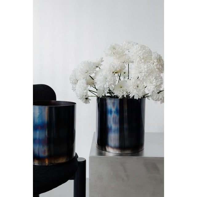 Blue Loto Medium Planter in Burned Steel by Form & Eisen For Sale - Image 8 of 15