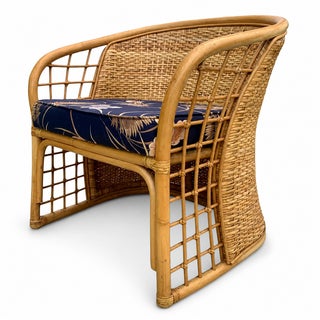 1980s Vintage Woven Rattan Wicker Barrel Chair For Sale
