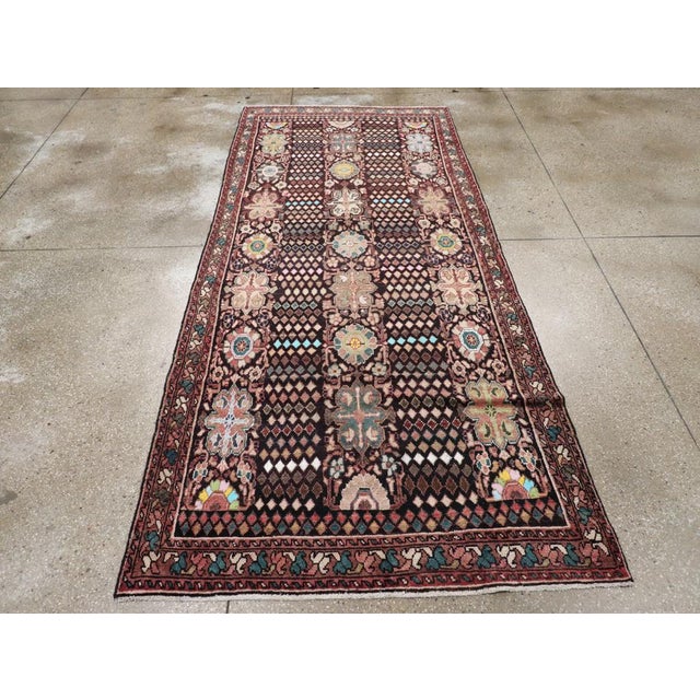 Galerie Shabab Collection Mid-20th Century Persian Malayer Carpet For Sale - Image 4 of 10