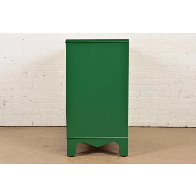 Federal Green Lacquered Mahogany Serpentine Front Dresser Chest by West Michigan Furniture, Newly Refinished For Sale - Image 13 of 15