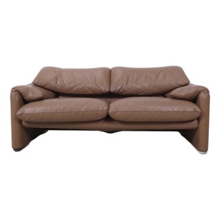 Vintage Maralunga 2-Seater Sofa in Mocca Leather by Vico Magistretti for Cassina, 1980s For Sale