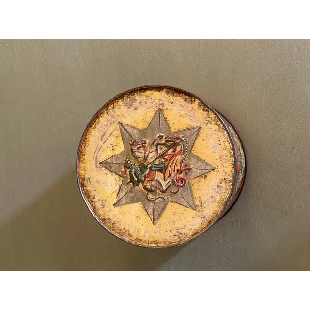 Early 20th Century Early 20th Floral Gold Round Tin For Sale - Image 5 of 7