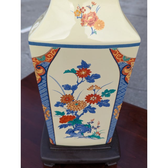 Vintage Asian-Inspired Ceramic Table Lamp With Floral Motifs For Sale - Image 10 of 10