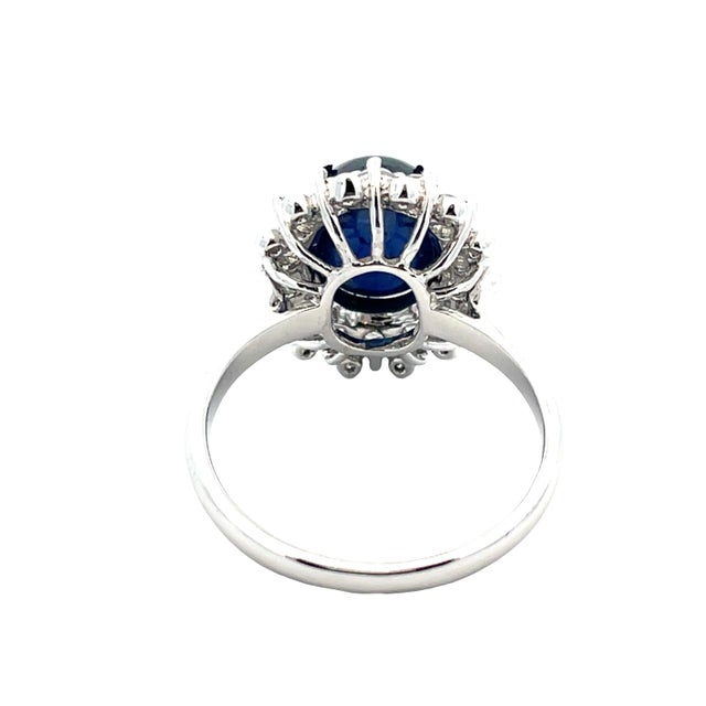 Modern 14k White Gold Lady Diana Ring 4.76 Carat Natural Sapphire & Diamond Halo Ring, Size 7 For Sale - Image 3 of 11
