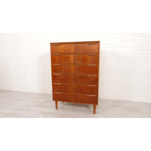 Vintage Danish Chest of Drawers in Teak For Sale - Image 3 of 17