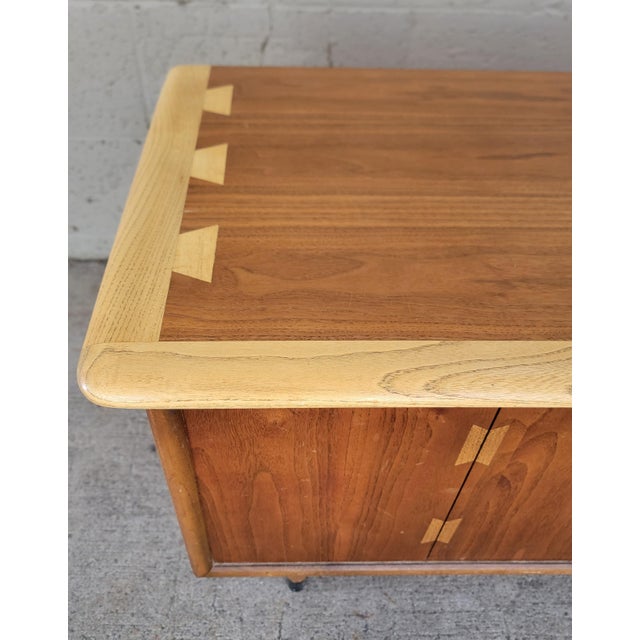 Lane Acclaim Cedar Trunk / Blanket / Hope Chest For Sale - Image 17 of 18