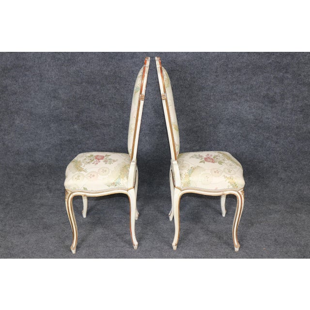 French Set 4 Louis XV Style Paint Decorated French Dining Room Chairs For Sale - Image 3 of 18