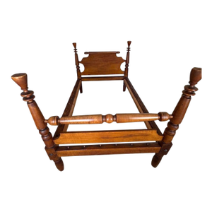 Early American Full Size Rope Bed