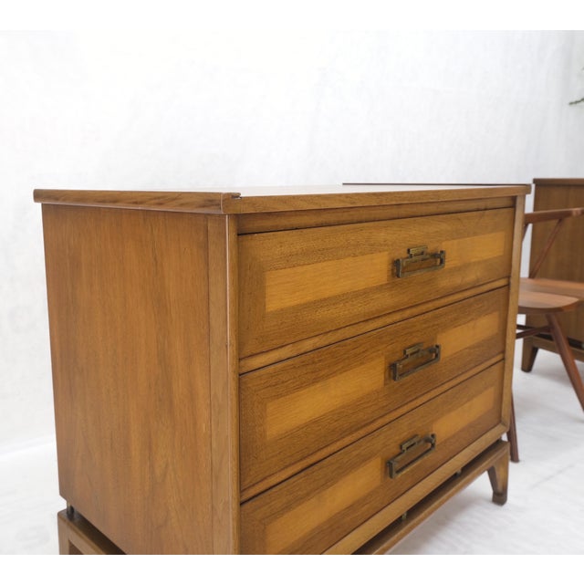 Pair Three Drawers Light Walnut Banded Drawers Drop Pulls Bachelor Chests MINT! For Sale - Image 6 of 13
