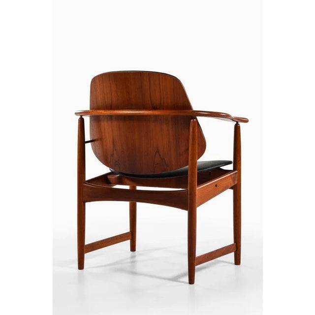 1960s Set of Armchairs Produced by Arne Hovmand-Olsen for Onsild Møbelfabrik, 1960s For Sale - Image 5 of 10