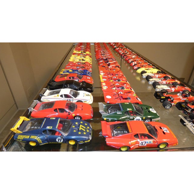 Red Scuderia Ferrari Historical Archive Model Cars, Italy, 1984, Set of 64 For Sale - Image 8 of 18