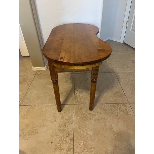 Mid-Century Modern Great Wood Vintage Kidney-Shaped Accent Table For Sale - Image 3 of 12
