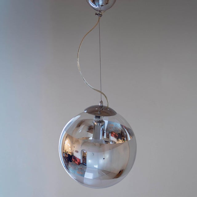 Italian Modern Space Age Glass and Silver Metal Pendant Light from Artemide, 1980s For Sale - Image 11 of 12