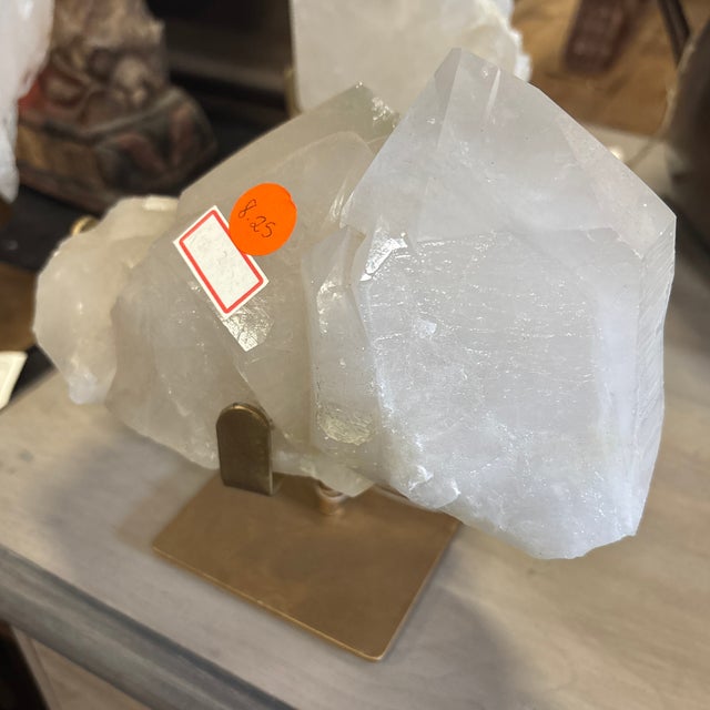 15th Century & Earlier A Quartz Crystal on Golden Stand - E For Sale - Image 5 of 11