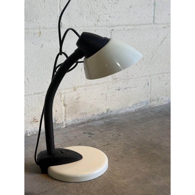 1980s 1980s White and Black Gooseneck Desk Lamp With Adjustable Arm For Sale - Image 5 of 10