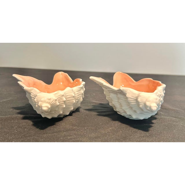 Mid-Century Modern Mid Century Modern Fitz and Floyd Conch Seashell Bowls Catchalls - A Pair For Sale - Image 3 of 7