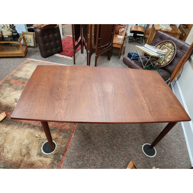This listing consists of a beautiful midcentury modern danish dining room table by Borge Mogensen from the 1960s. It is in...